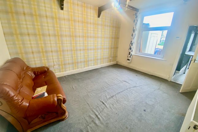 301, Leeds Road, Nelson photo 3