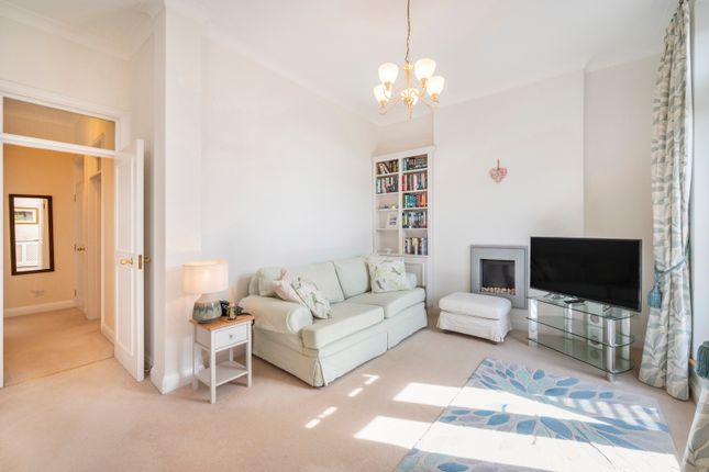 Flat for sale in Nassington Road, Hampstead