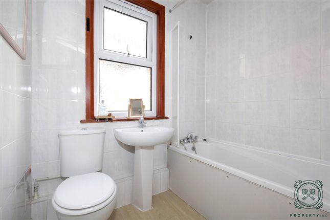 Terraced house for sale in Aveling Park Road, London