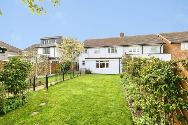 70, Sowrey Avenue, Essex photo 4