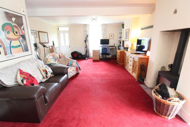 4 Axe View, Axe Road, Drimpton photo 3