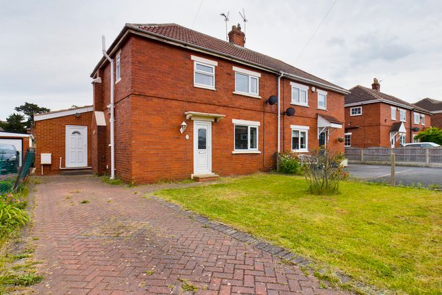 3 bed semi-detached house to rent in The Crescent, Edenthorpe, Doncaster, South Yorkshire DN3