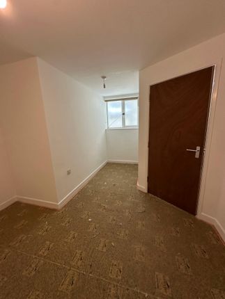 790B Christchurch Road, Bournemouth photo 4