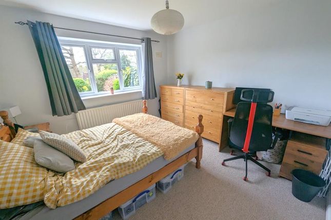 Maisonette to rent in St Johns, Woking