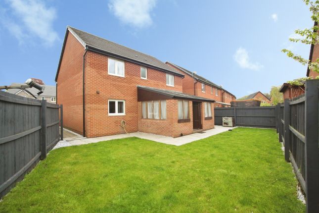 2, Castle Way, Newport photo 3