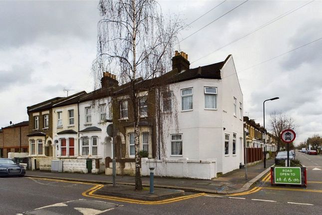 End terrace house for sale in Harrow Road, Leytonstone, London