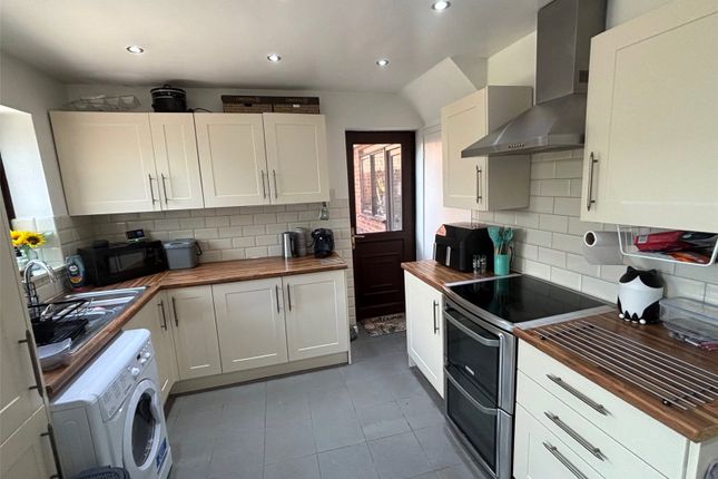 5, Lower Wood, Telford photo 2