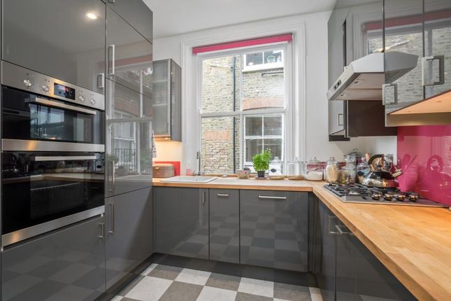 Flat 18 Cleveland Mansions, Widley Road, London photo 3