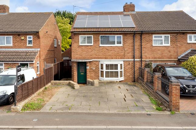 5 Bridle Road, Burton Latimer-2.Jpg