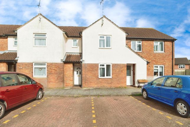 Thumbnail Terraced house for sale in Elsenham Court, Rayleigh