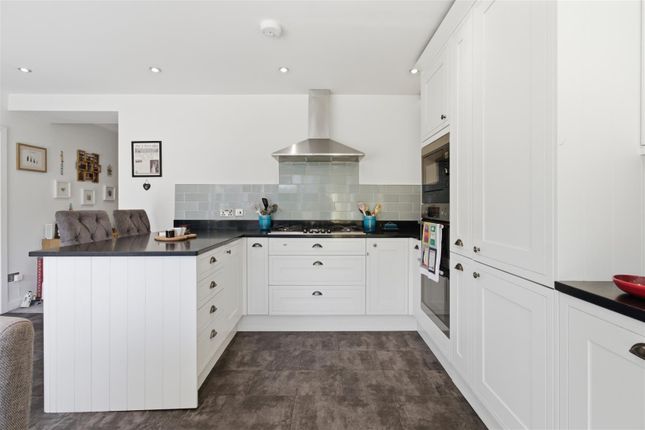 3, The Shrublands, Potters Bar photo 4