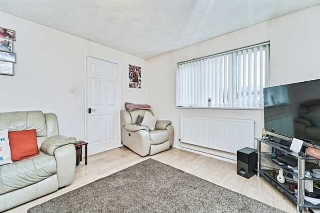 37, Star Close, WALSALL photo 4