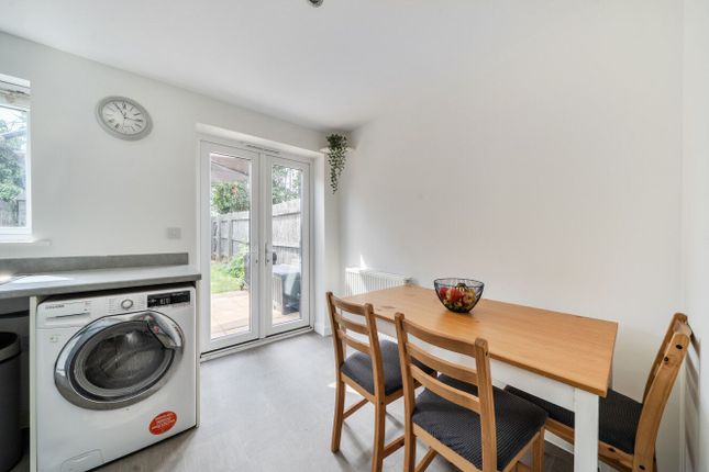 164 Myrtlebury Way, Exeter photo 4