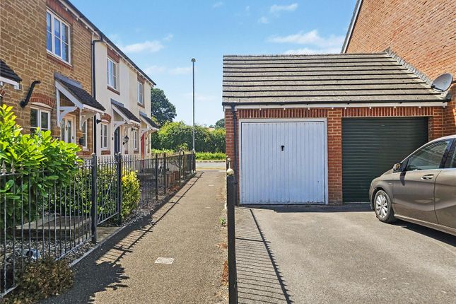 23, Canal Way, Somerset photo 4