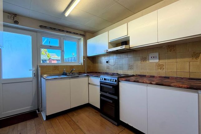 40, Linden Way, Haddenham photo 3