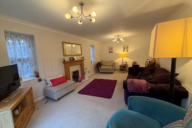 3, The Close, Willerby, Hull photo 2