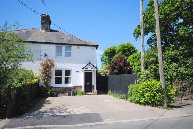 Thumbnail Cottage to rent in Mill Lane, Hurst Green, Oxted