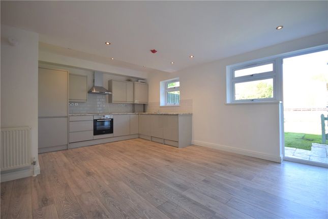 Flat 2, 45, Perne Road, Cambridge photo 2