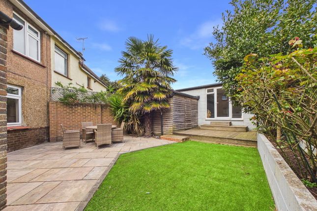 27, Corbyn Crescent, Shoreham-by-Sea photo 3