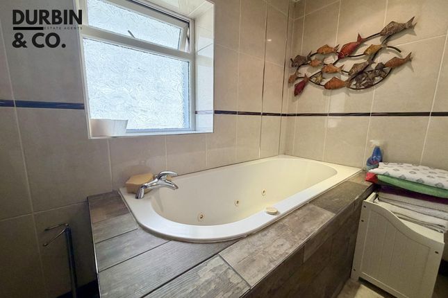 93 Mountain Ash Road, Mountain Ash photo 4