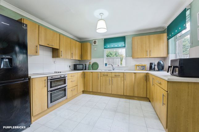 135, Yoker Mill Road, Glasgow photo 3