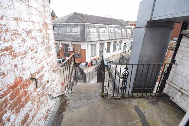 634 1b, Finchley Road, London photo 5