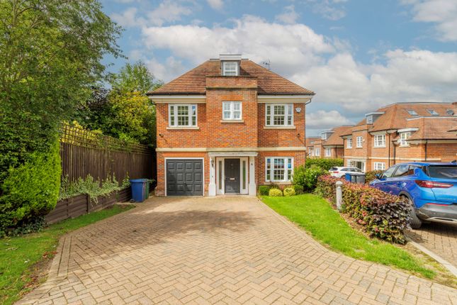 Thumbnail Detached house to rent in Bramley Close, Mill Hill, London