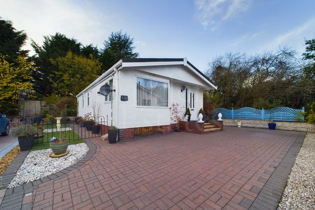 Mobile/park home for sale in Willows Park Homes Site, Cleobury Road, Far Forest