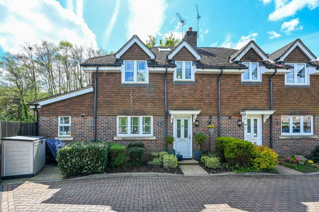Thumbnail Property for sale in Waters Edge, Bois Hall Road, Addlestone