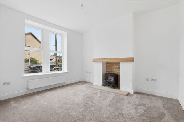 44, Station Road, Colne photo 4