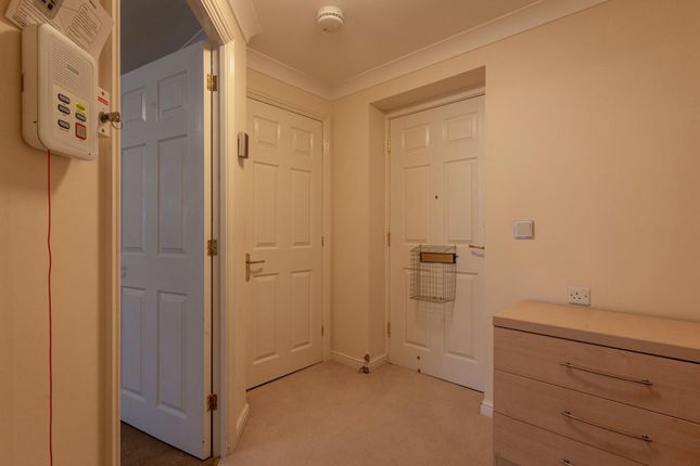 Flat for sale in Millfield Court, Crawley