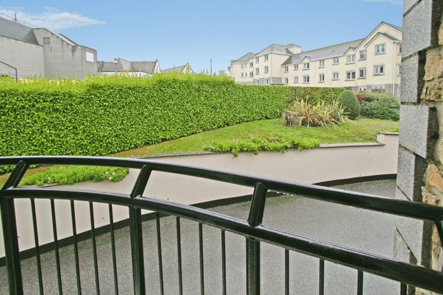 38, Carn Brea Court, Camborne photo 2