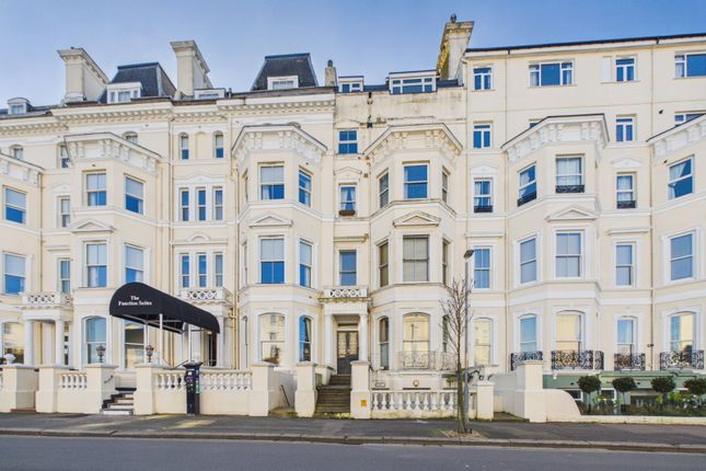 2-bed flat on Flat 6, 7, Clifton Gardens, Kent, £200,000
