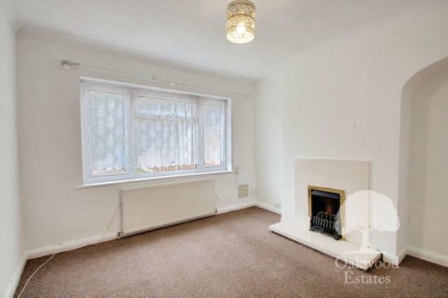 117, The Myrke, Slough photo 3
