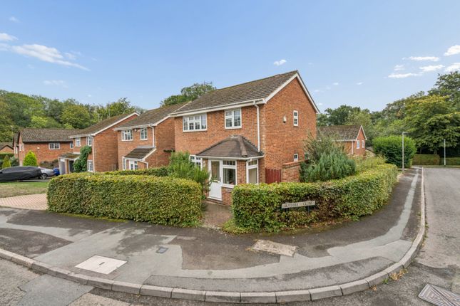 Woodlands, 6, Redding Drive, Buckinghamshire photo 2