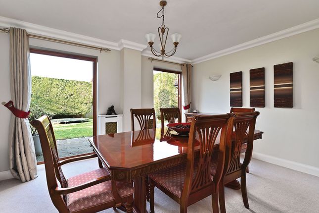 3, Barberry Way, Camberley photo 4
