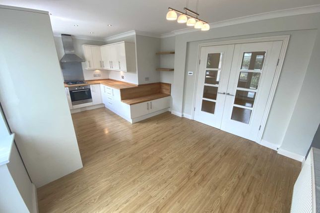 240, Gateshead Road, Borehamwood photo 5