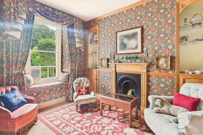 22 New Street, Haverfordwest photo 3