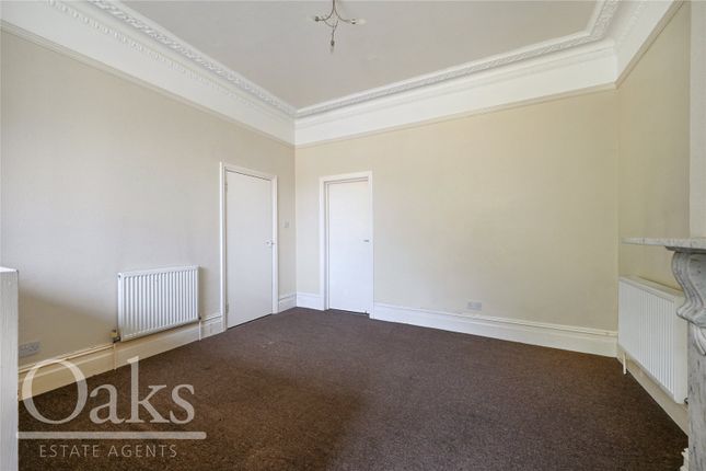Hall Floor Flat, 28, Canning Road, Surrey photo 4