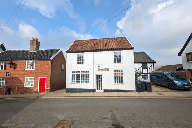 Detached house to rent in Chediston Street, Halesworth IP19