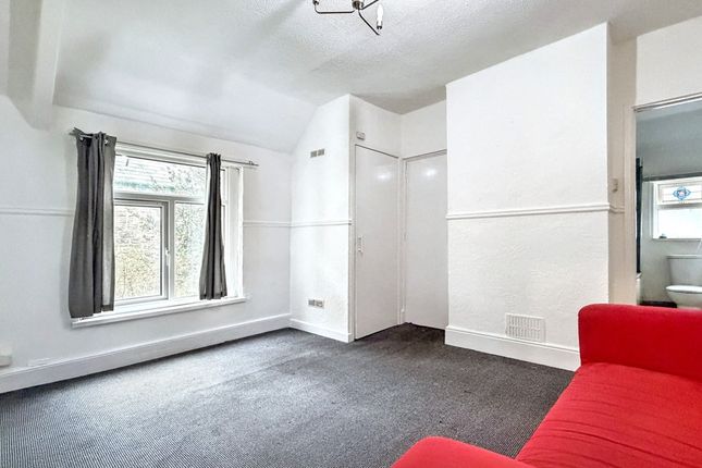 Bright, Neutral Double Bedroom With Large Window, ...