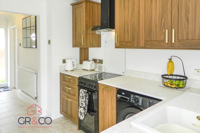 34 Glanhowy Street, Tredegar photo 3