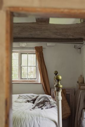 294289 - Tanyard Farmhouse, Great Ellingham-17.Jpg