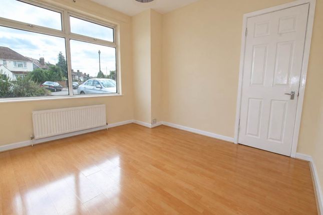 Seaton Road, Hayes Middlesex photo 2