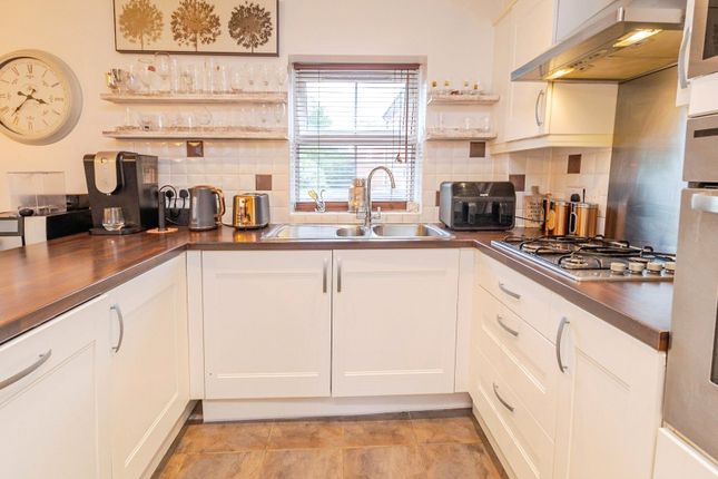 112, Colossus Way, Milton Keynes photo 5