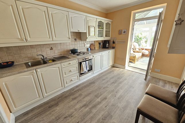 57, Brixey Road, Poole photo 3