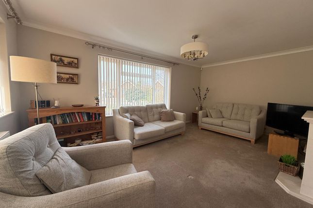 9, Dorcas Gardens, Broadstairs photo 2