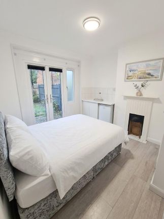 Joel Street, Pinner photo 4