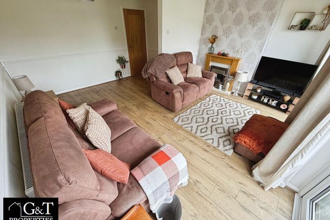 49 Balfour Road, Kingswinford photo 4