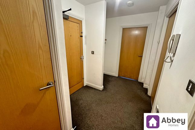 Apt 28, 19 Watkin Road, Leicester photo 2